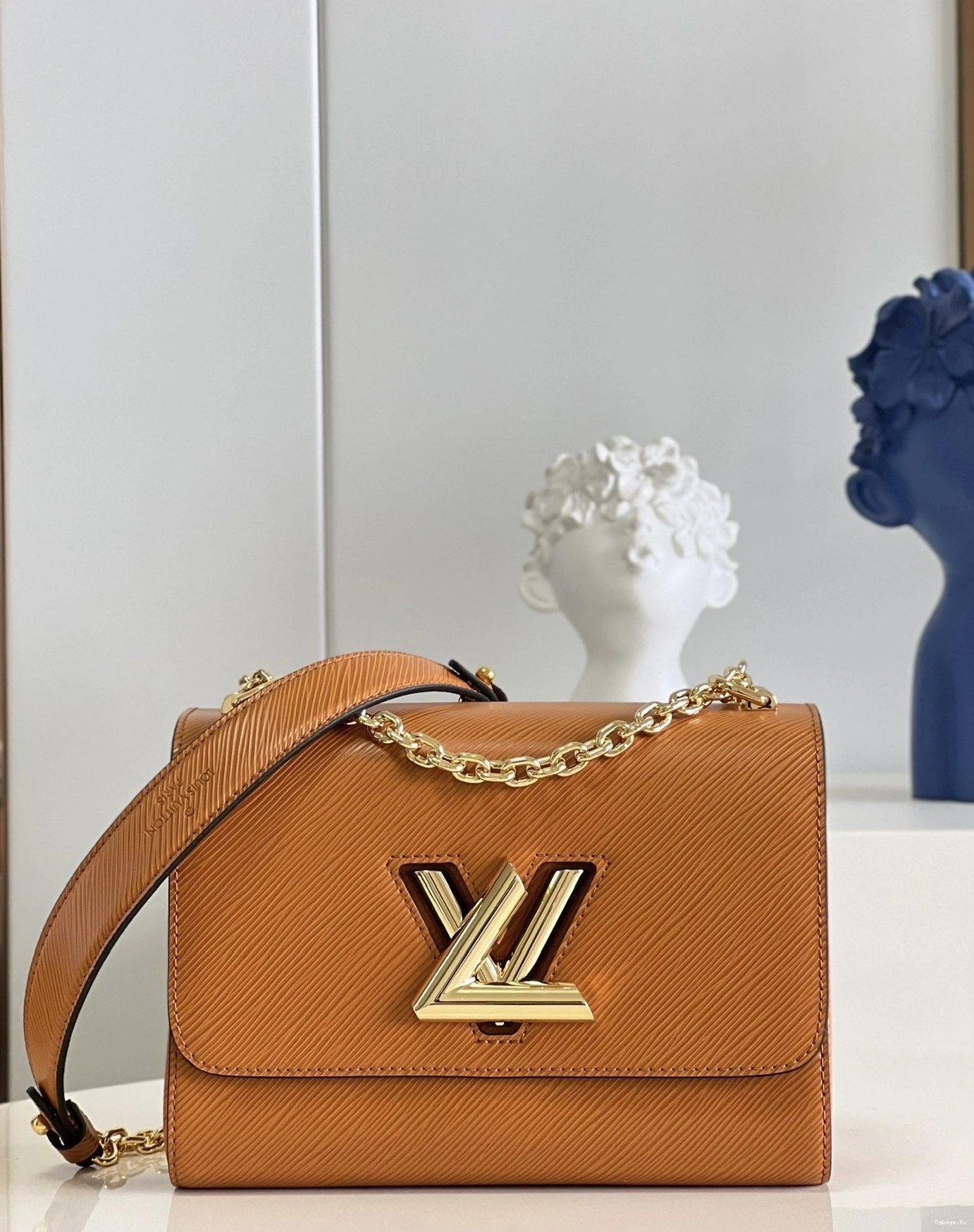 LOUIS VUITTON MM TWIST 0511